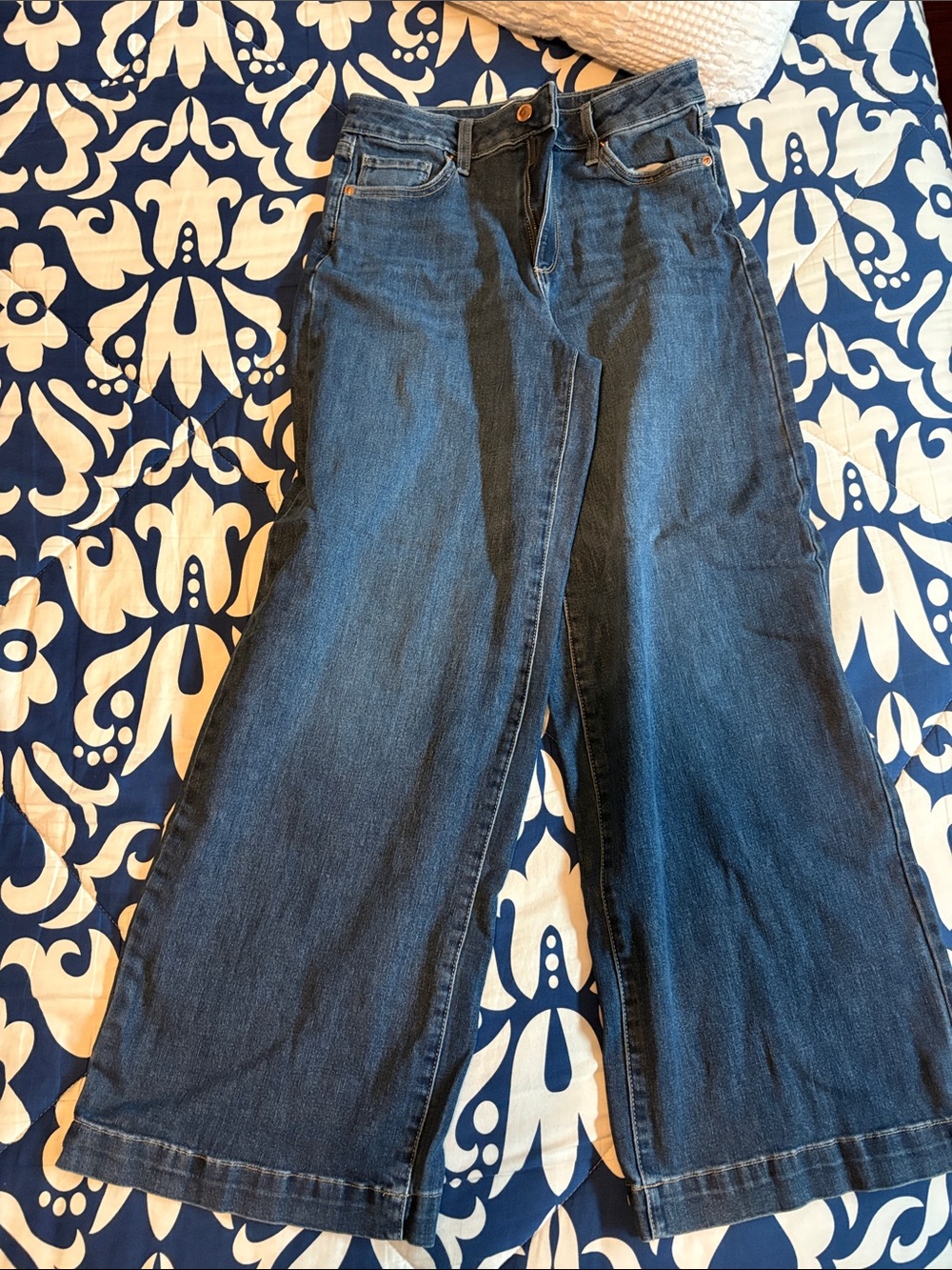 Wide Leg Women's Jeans in Dark Blue